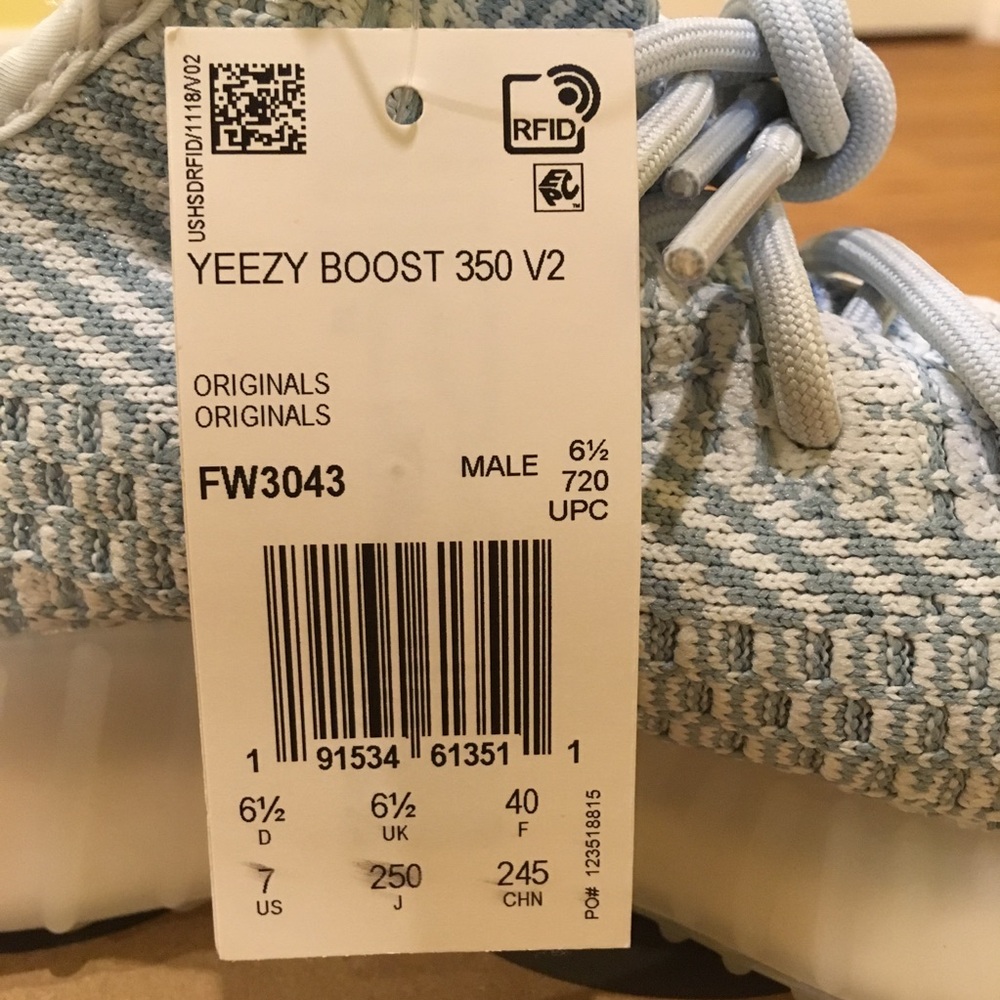 Adidas Yeezy Boost 350 V2 Cloud White Sz 8.5 WMNS - Picture 7 of 8